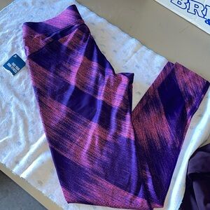 Purple & pink workout legging